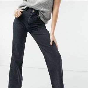 Stradivarius. Black High Rise. Dad Jeans.